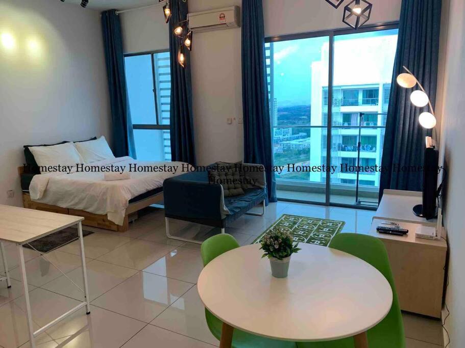 Couples Mind Relaxing Highfloor Staycation 9 ไซเบอร์จายา ภายนอก รูปภาพ